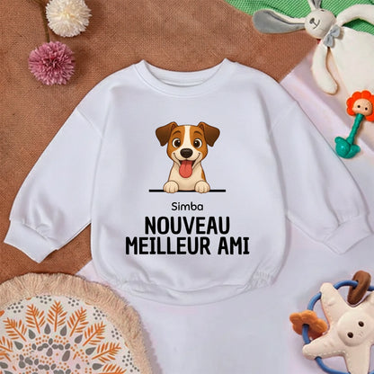 Détail de l'illustration chien souriant sur pull bébé personnalisé