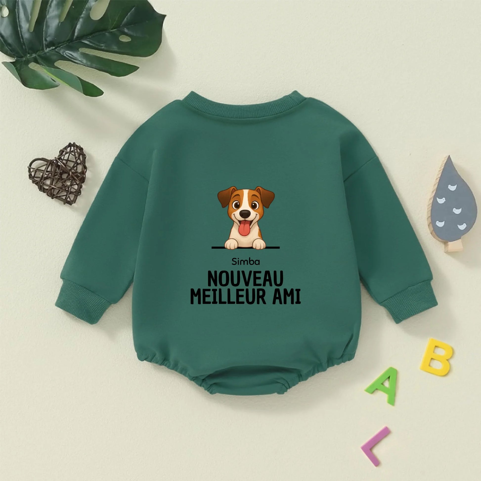 Body pull bébé vert foncé personnalisé avec illustration chien Jack Russell, 'Nouveau Meilleur Ami'.