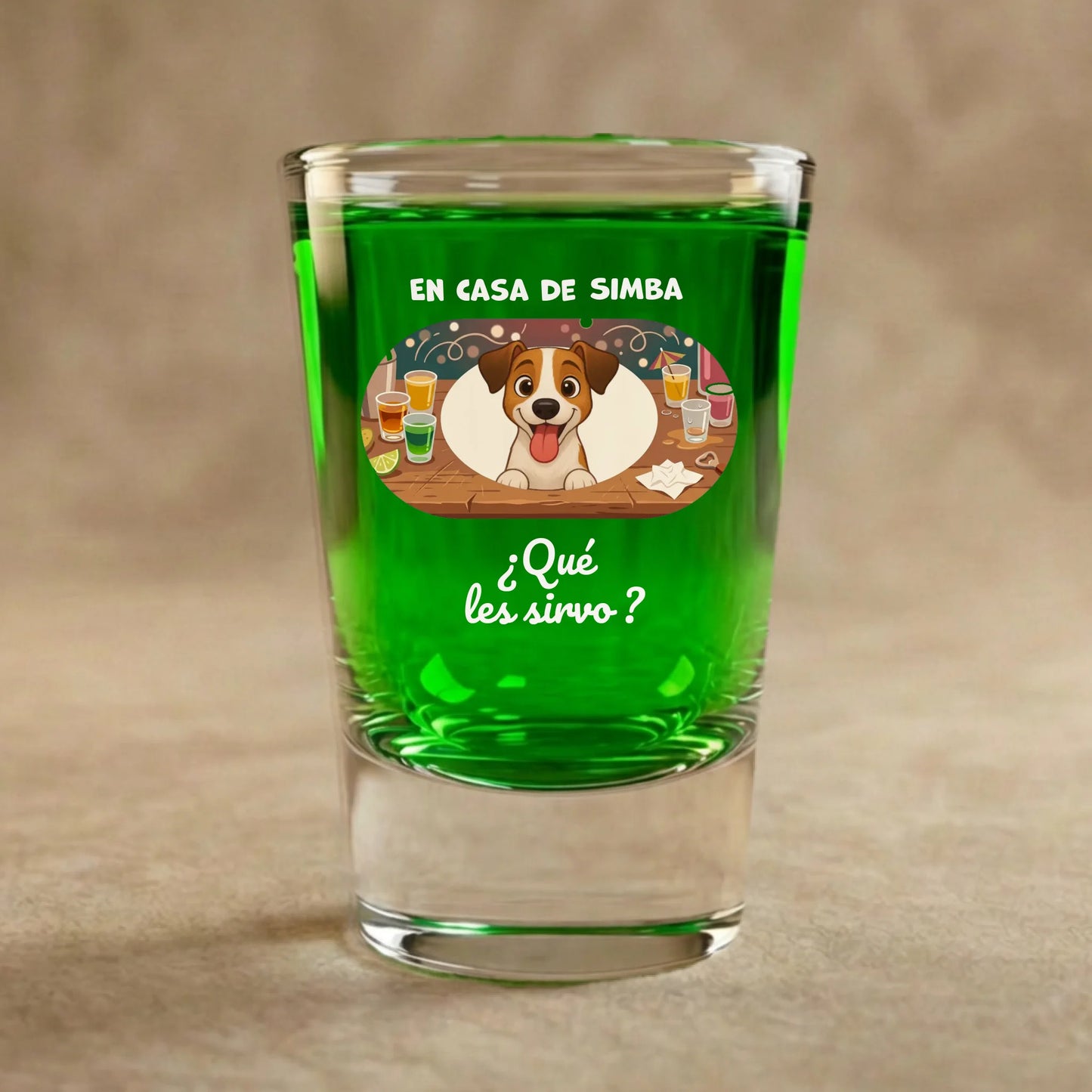 Vaso de chupito: "¿Qué les sirvo?"