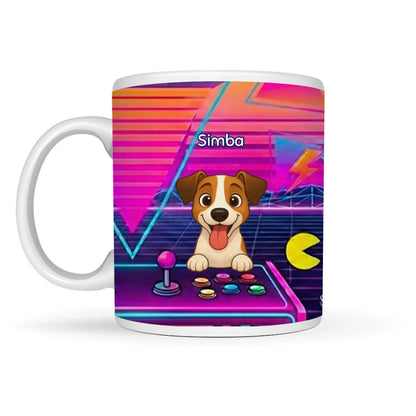 Tazza in ceramica personalizzata con ritratto di cane gamer in stile arcade retro con nome "Simba"